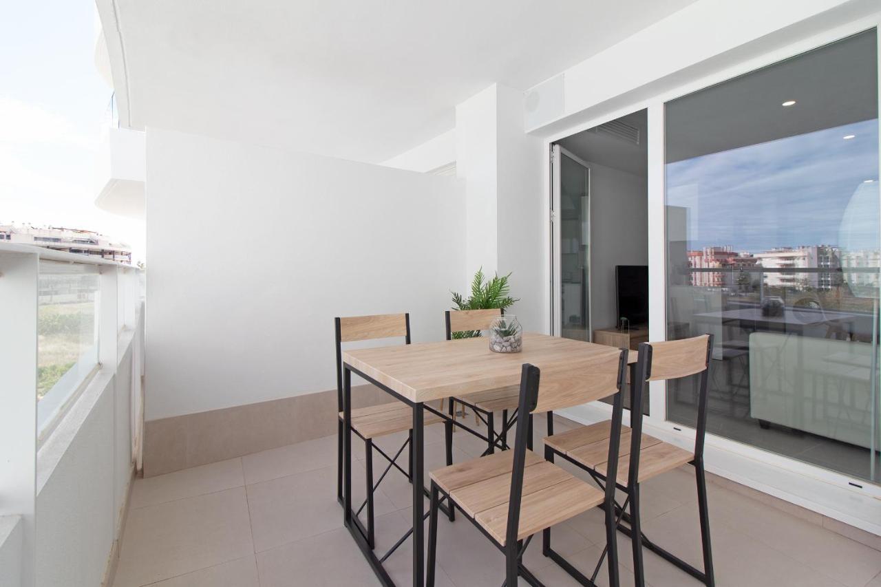 Global Properties, Apartamento Con Terraza Y Vistas A La Piscina En Gran Canet Канет-де-Беренгер Экстерьер фото