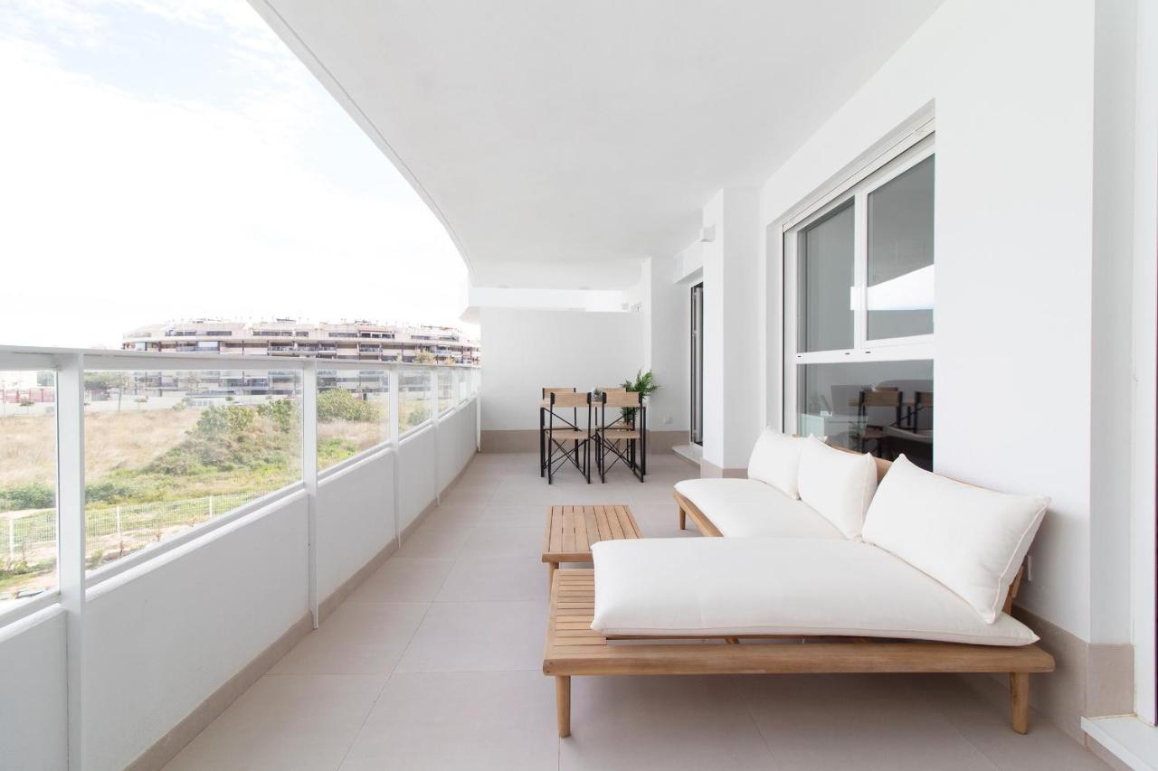 Global Properties, Apartamento Con Terraza Y Vistas A La Piscina En Gran Canet Канет-де-Беренгер Экстерьер фото