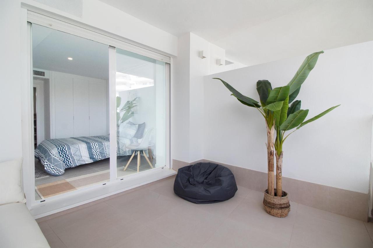 Global Properties, Apartamento Con Terraza Y Vistas A La Piscina En Gran Canet Канет-де-Беренгер Экстерьер фото