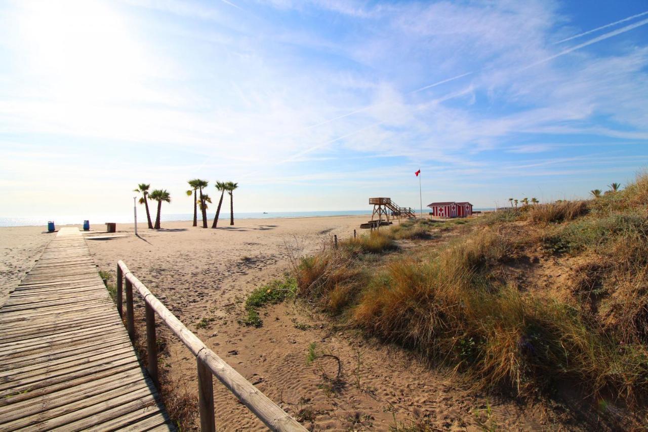 Global Properties, Apartamento Con Terraza Y Vistas A La Piscina En Gran Canet Канет-де-Беренгер Экстерьер фото