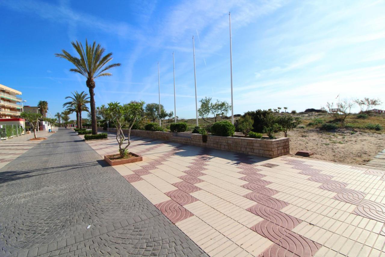 Global Properties, Apartamento Con Terraza Y Vistas A La Piscina En Gran Canet Канет-де-Беренгер Экстерьер фото