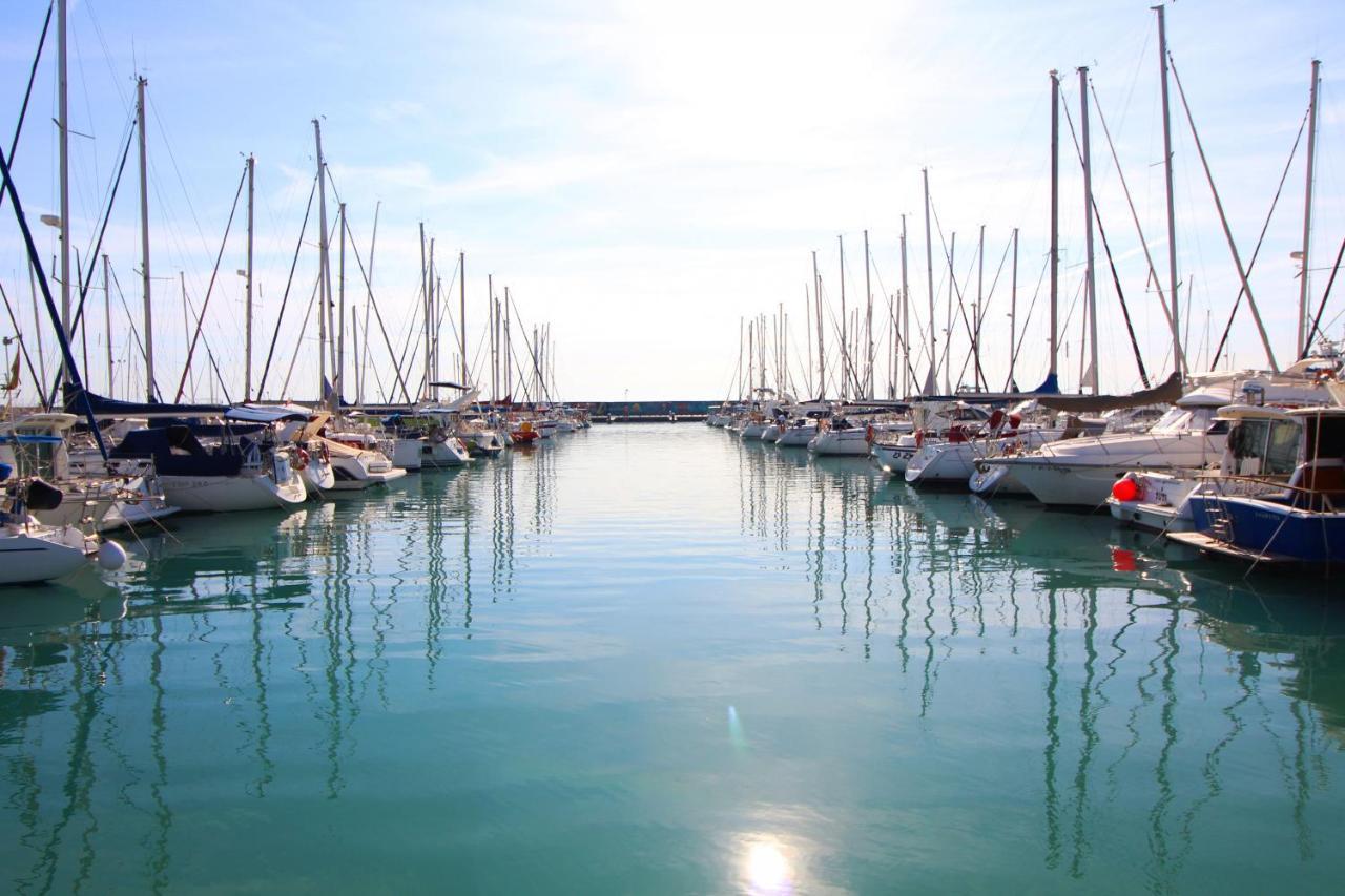 Global Properties, Apartamento Con Terraza Y Vistas A La Piscina En Gran Canet Канет-де-Беренгер Экстерьер фото