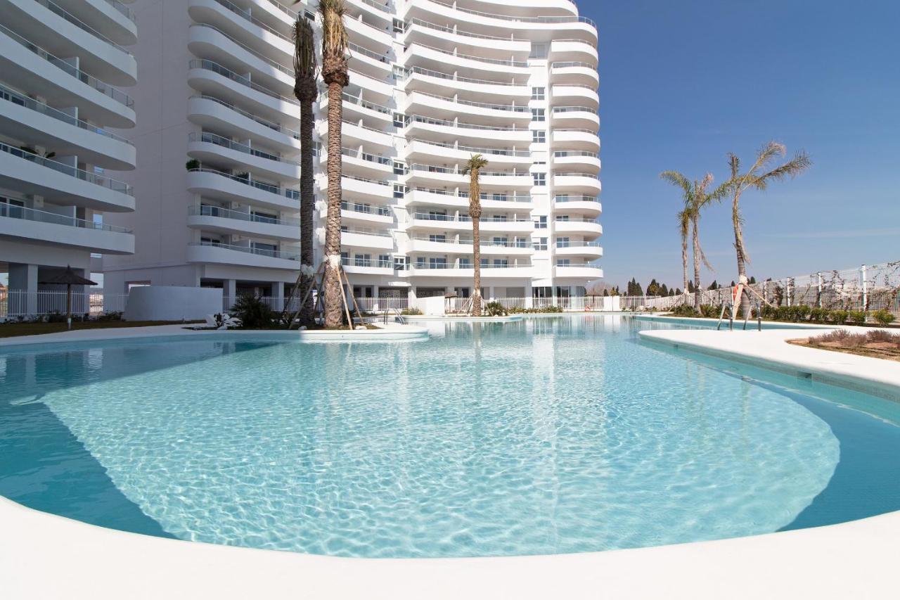 Global Properties, Apartamento Con Terraza Y Vistas A La Piscina En Gran Canet Канет-де-Беренгер Экстерьер фото