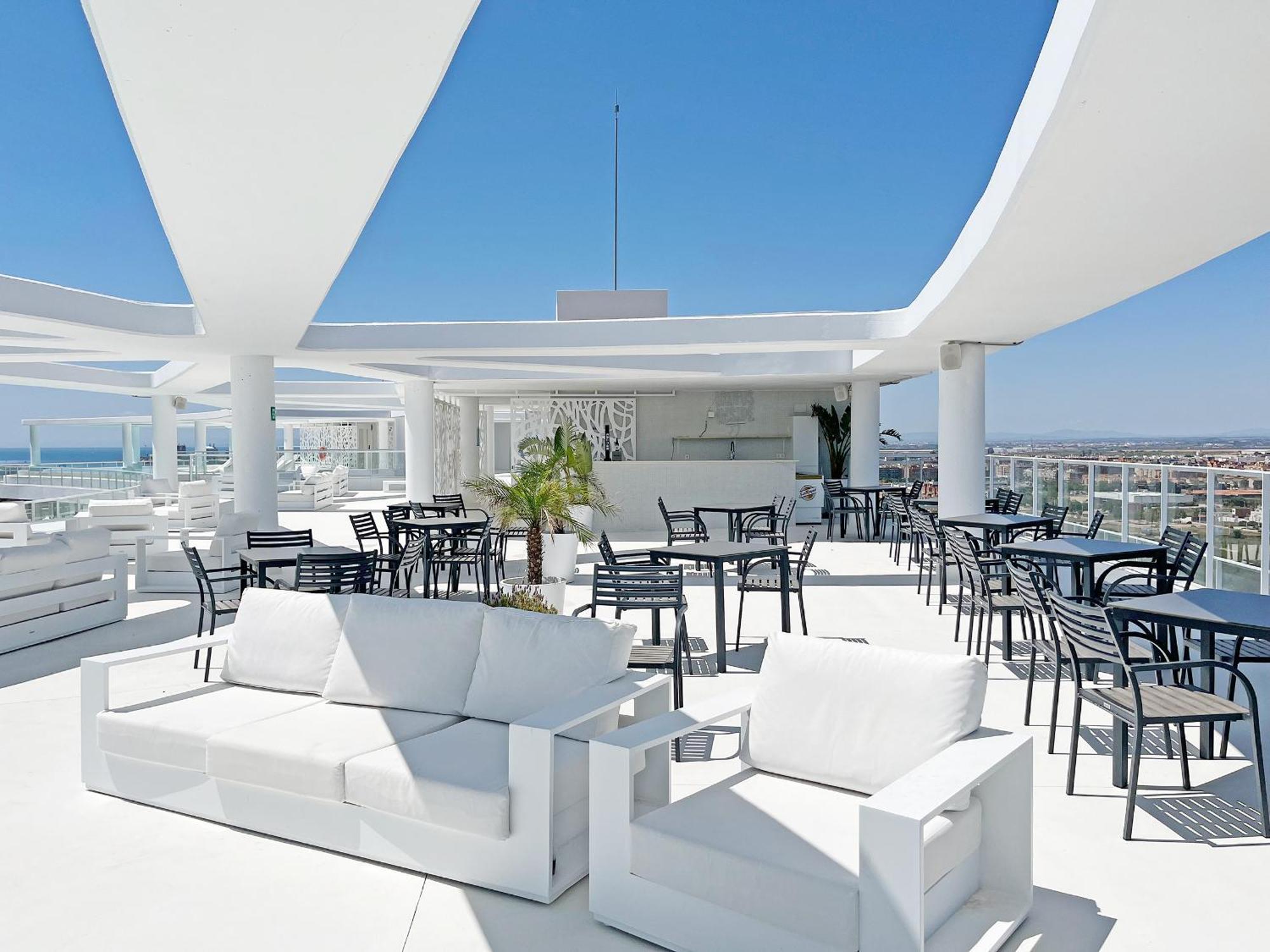 Global Properties, Apartamento Con Terraza Y Vistas A La Piscina En Gran Canet Канет-де-Беренгер Экстерьер фото