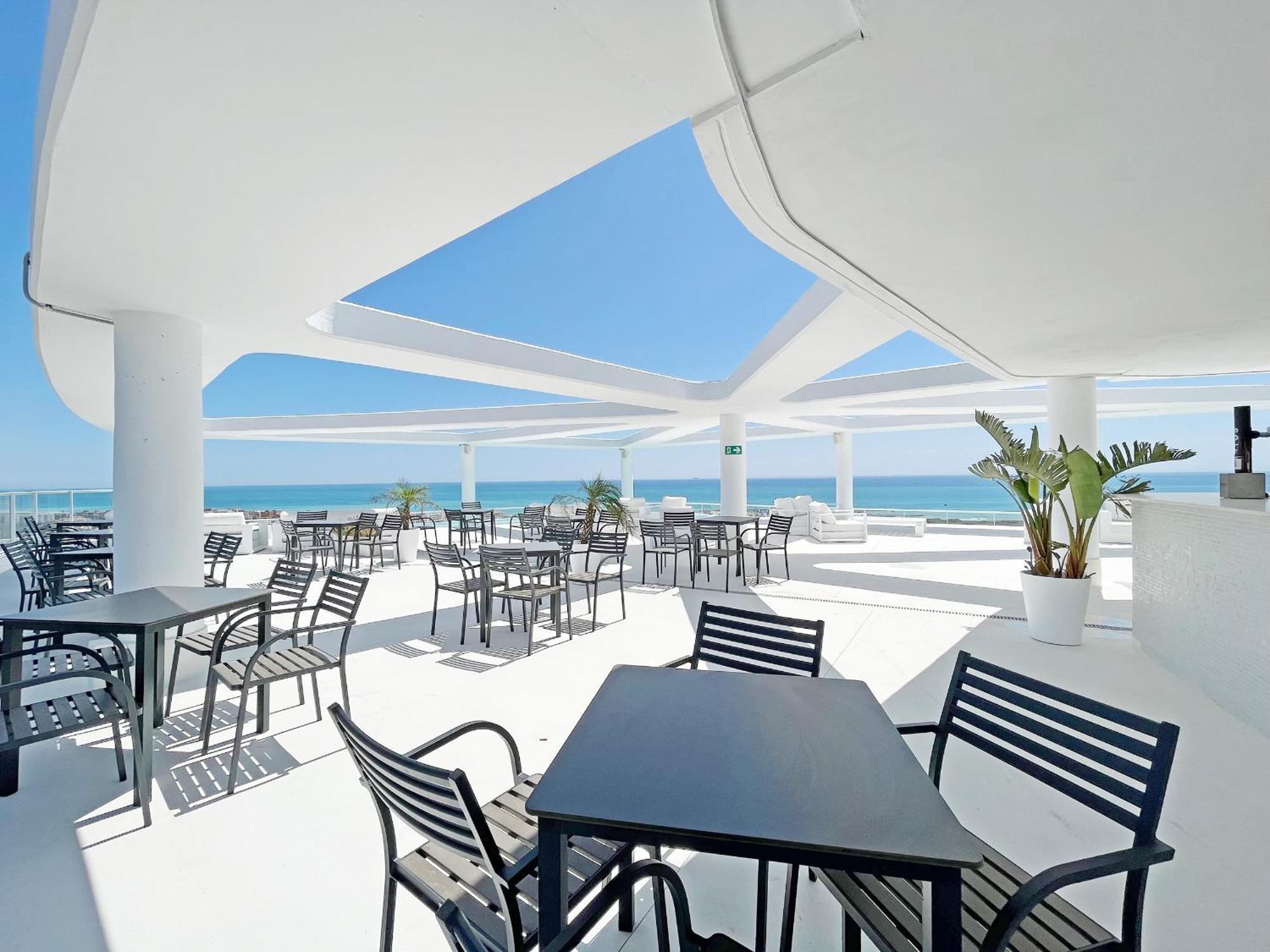 Global Properties, Apartamento Con Terraza Y Vistas A La Piscina En Gran Canet Канет-де-Беренгер Экстерьер фото